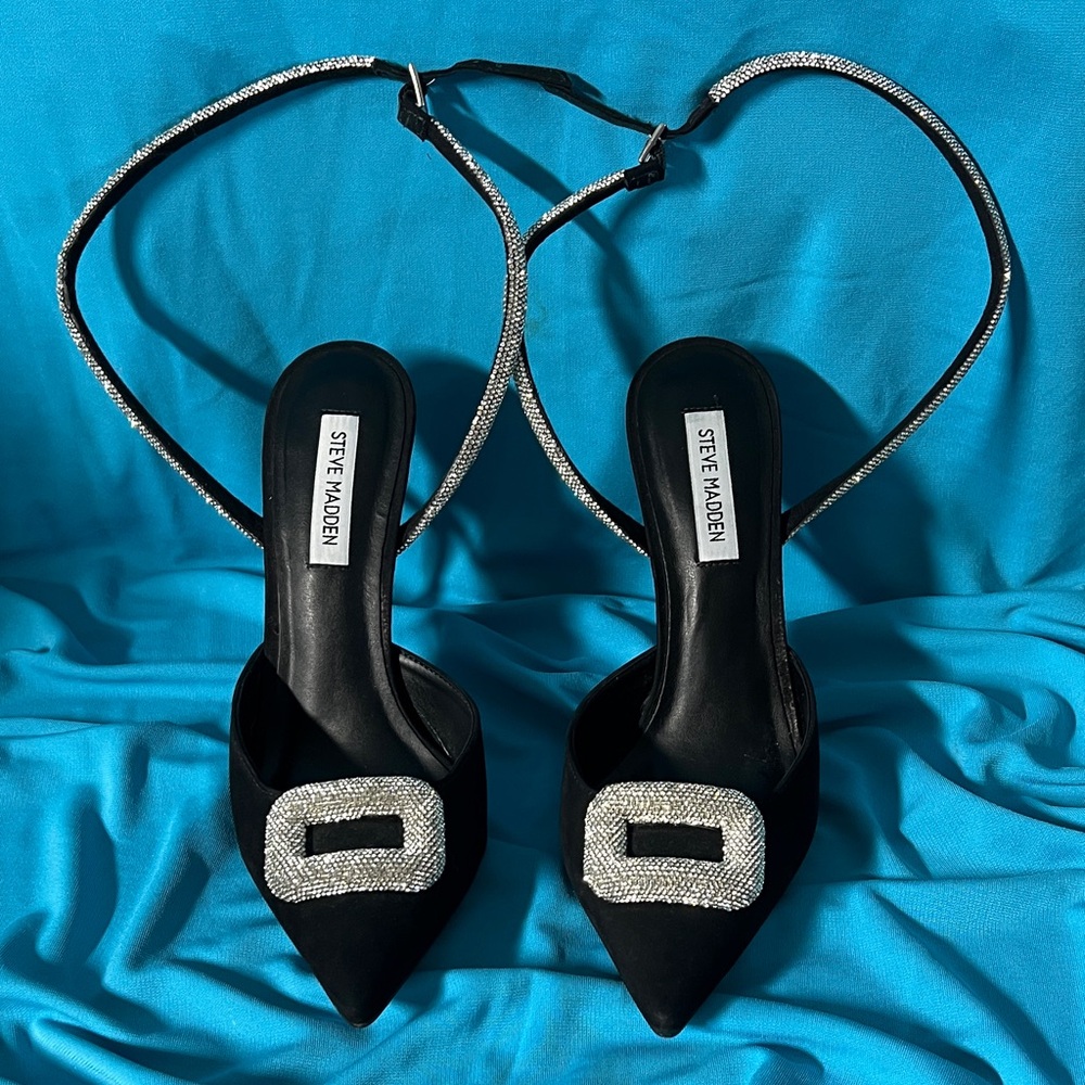 Steve Madden Black Heels with Silver Buckle - Picture 1 of 13